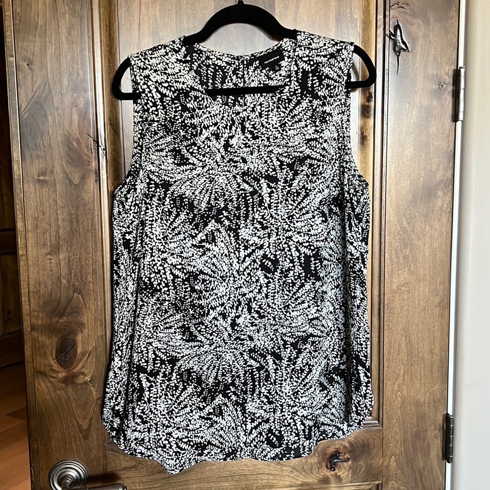 Black & White Print Chiffon Tank